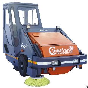 road sweeping machine