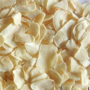 Dehydrated Garlic Flakes