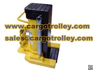 Hydraulic Jack For Lifting Work