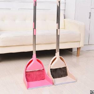 plastic broom supplier