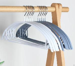 coat hanger stand