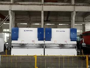 Tandem Hydraulic Press Brake For Heavy Duty Sheet Metal Plate Bending