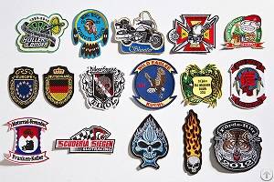 embroidered badges cutting border