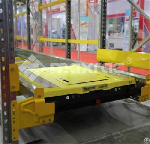 radio shuttle racking system