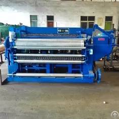 Huayang 2t Wire Mesh Welder , 5kw Wire Mesh Welding Machine Straightening