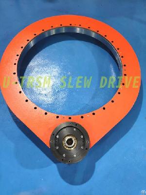 Medium Load S-ii-o-0641 Slewing Drive Has High Output Speed And Ip65 Grade