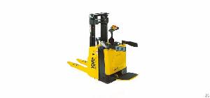 Electric Stacker Manufacturers