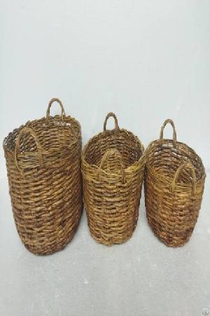 round banana basket