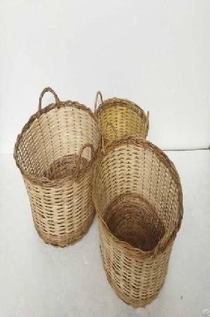 round rattan basket finish