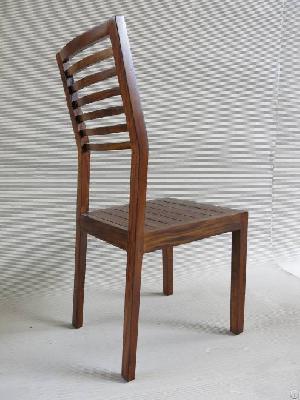 Solid Brigitte Chair