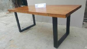 suar wood dinning table