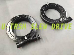 Large Worm Gear Slewing Drives Used For Industrial Automation Turntable Bases