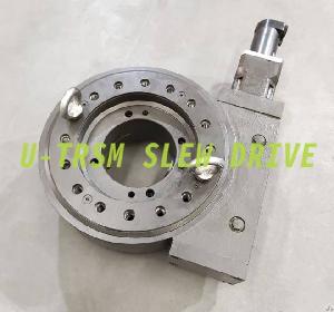 Our Underwater Use Worm Gear Slewing Drive Wp9 Can Withstand 2mpa Pressure