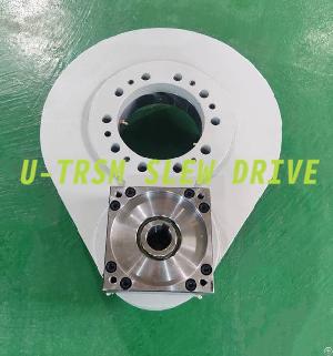 Unique Transmission Designed Two Locking Methods On Spur Gear Slewing Drive