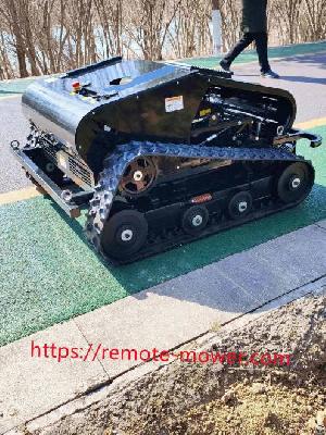 Remote Control Lawn Mower Rubber Track All Terrain Slope Grass Mowers Radio Controlled Rc Cutting Ma