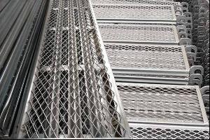 Expanded Mesh Walkway Grating