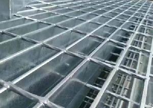 galvanized steel bar gratings stair tread supplied non slip reinforced nosing