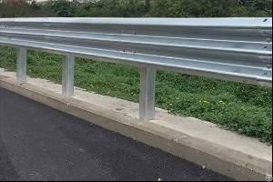 expressway guardrails