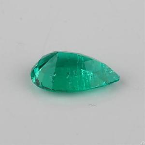 colombia pear cut lab grown emerald