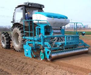 farmland crop seeding fertilizing machine agriculture tactor