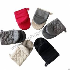 Silicone Oven Mitts