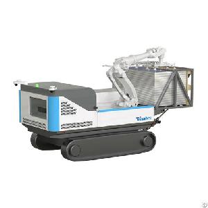 auxiliary module installation robot