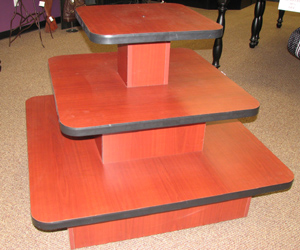 Garment Shevling And Display Stand