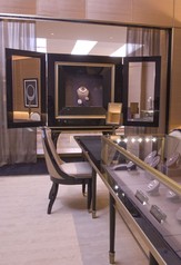 Jewellery Designs Window Display