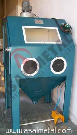 blasting cabinets