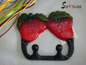 Cast Iron Strawberry Hook Two Hanger Sryh-214