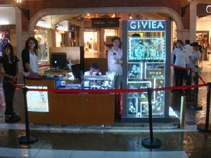 Crystal Retail Store Showcases We Facotry Did