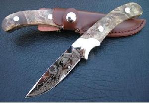 hand hunting knife collection gift