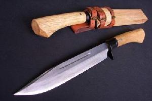 Hunting Knife With High Carbon Steel Riffled Steel