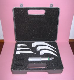 6 Blade Laryngoscope Fibre Optic