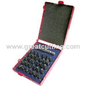 31 screw driver bits metal box