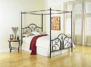 Wrought Iron King Size Bed Manufacturer, Exporter And Wholesaler From India