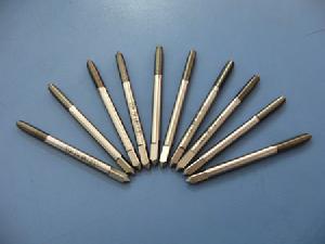 M2 Material Hss Form Taps Din371 / Din376, Bright Finish