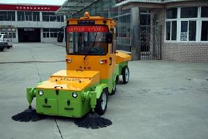 Street Sweeping Machine