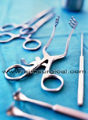 Surgical Retractors / Medical Retractors