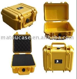 2.	Plastic Tool Case