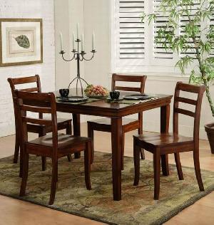 Simple Dining Set Made From Mahogany Wood