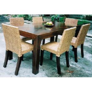 Rattan Skin Dining Set With Solid Mahogany Dining Table