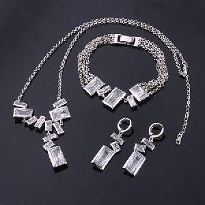 Manufactory For Rhodium Plated Brass Cubic Zirconia Jewelry Set