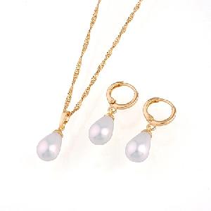 Sell 18k Gold Plating Brass Cubic Zirconia Jewelry Set With Semi-precious Pearl, Fashion Cz Jewelry