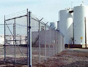 Chain Link Mesh Fencing With Barbed Wire