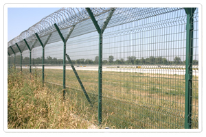 Welded Wire Mesh Fence For Military Installations