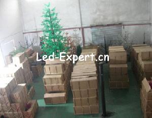 led tree light factory