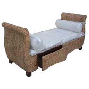 Tulip Sofa With Cushion Waterhyacinth Gliss Brown Woven Rattan Furniture Java Indonesia