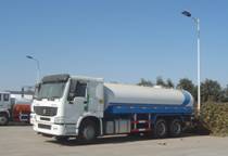 sewage suction truck