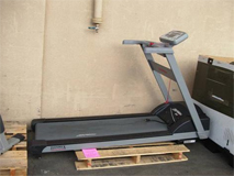 Treadmill With Flexdeck Shock Absorption System, Stock# 6522 7404